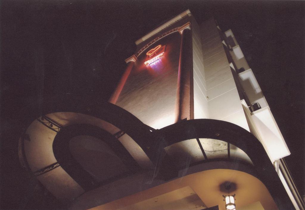 Valentine Hotel - Hong Ha Hanoï Extérieur photo