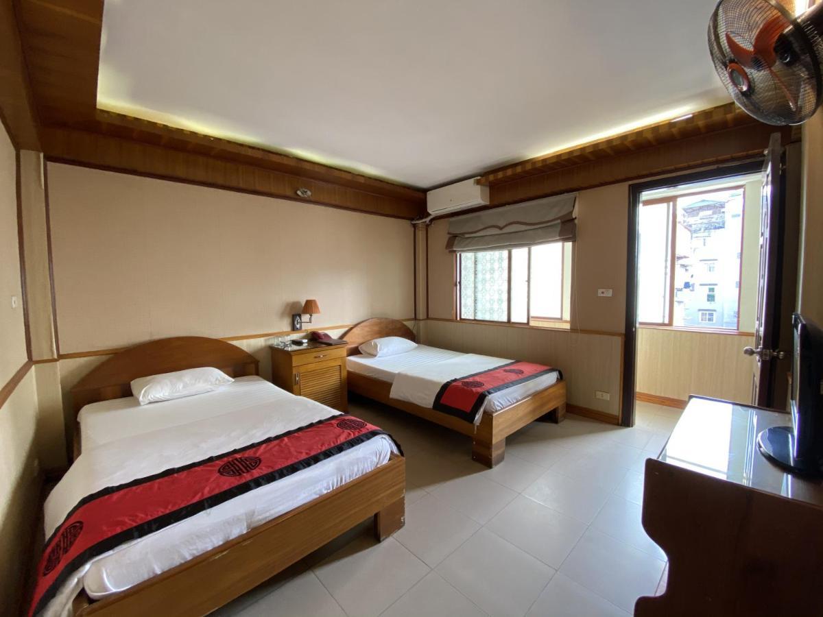Valentine Hotel - Hong Ha Hanoï Extérieur photo